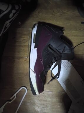 Jordan Men's Mid-Top Sneaker in Burgundy and Black